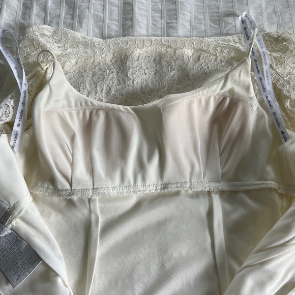 db|studio  Short Lace Cap Sleeve Dress with Exposed Zipper - Picture 10 of 10